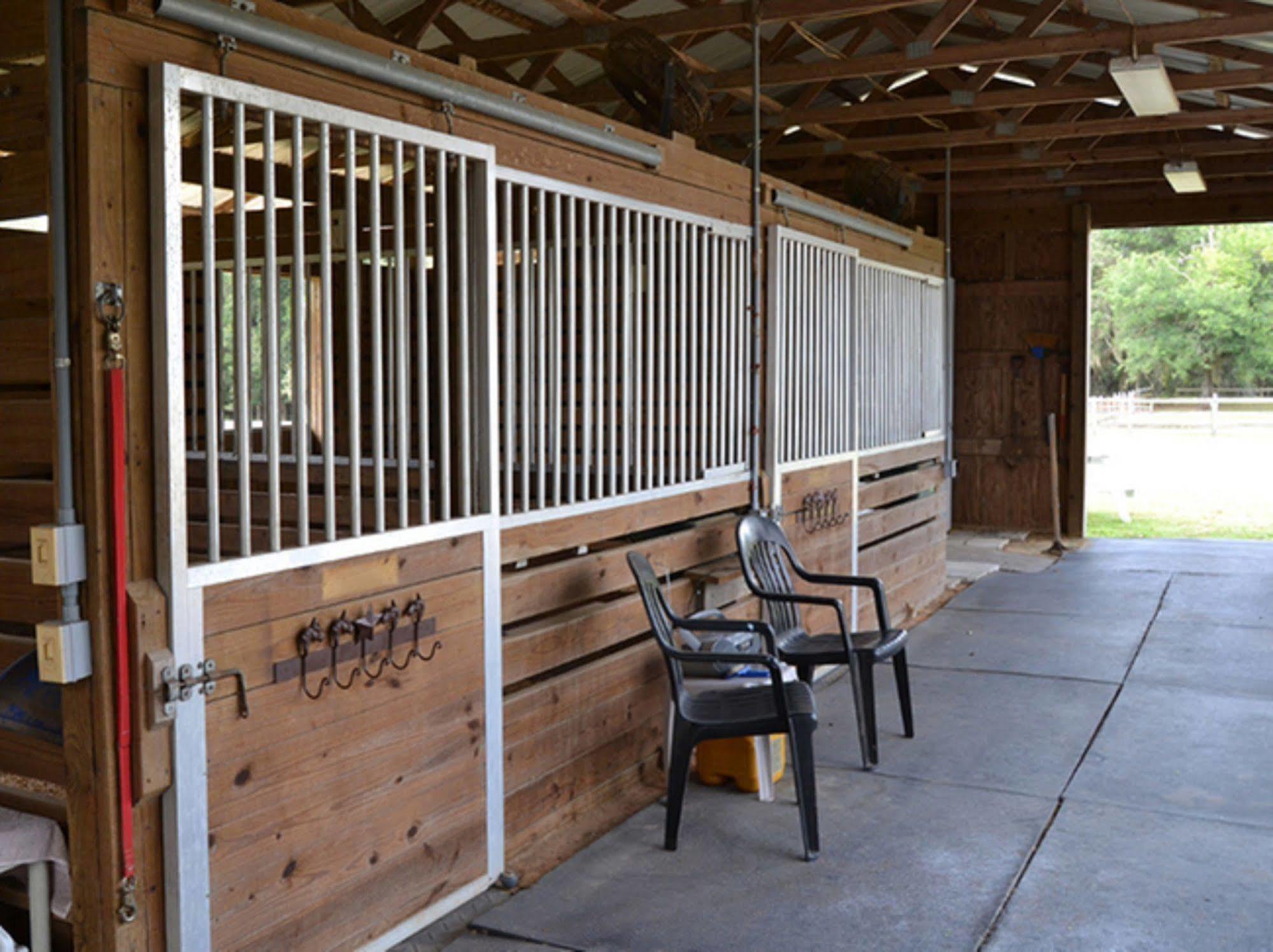 Rock Pointe Ranch Bed & Breakfast Floral City Exterior photo